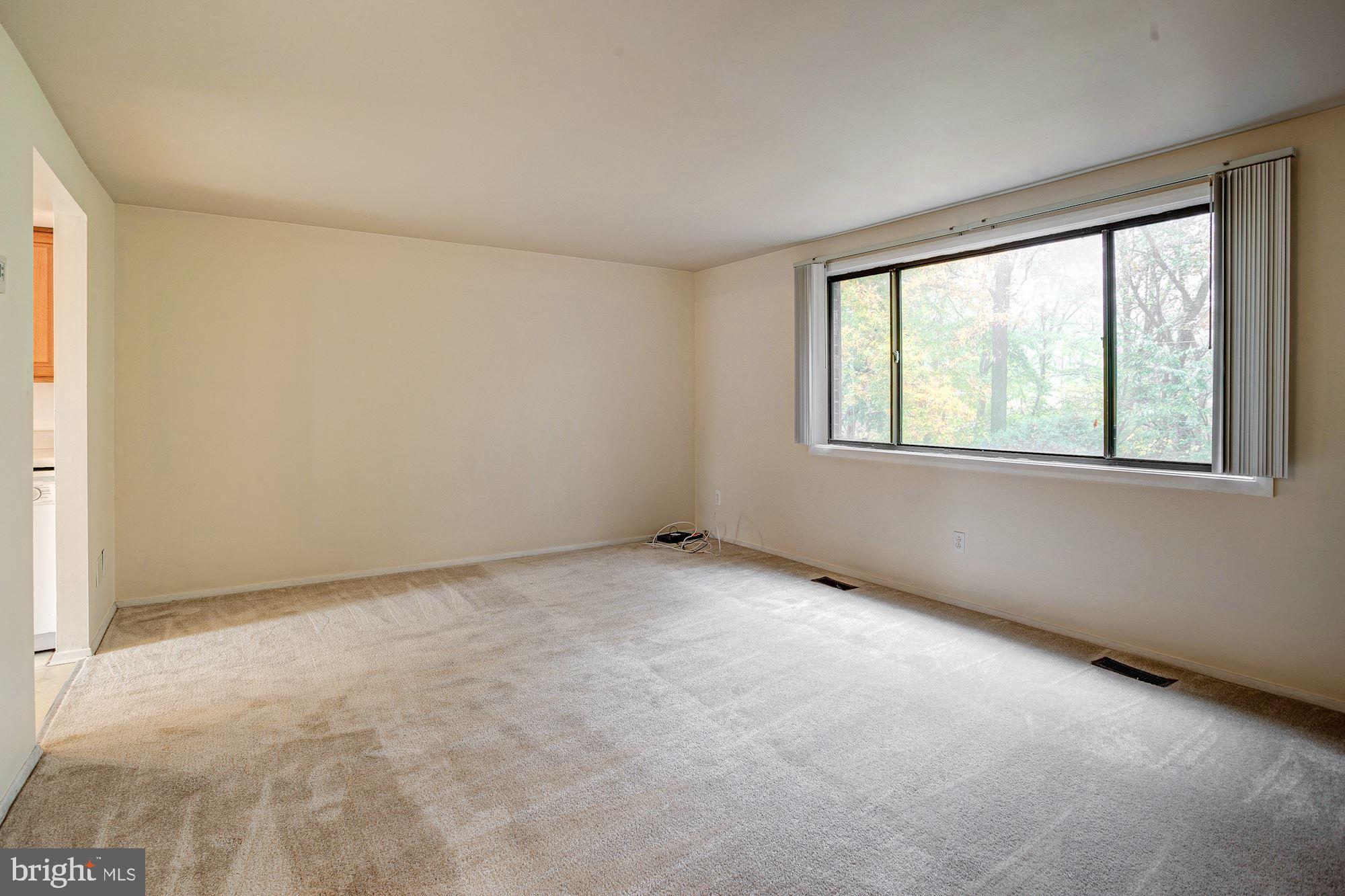 8908 Footed Ridge Columbia, MD 21045 - Photo 8 of 30 Living Room