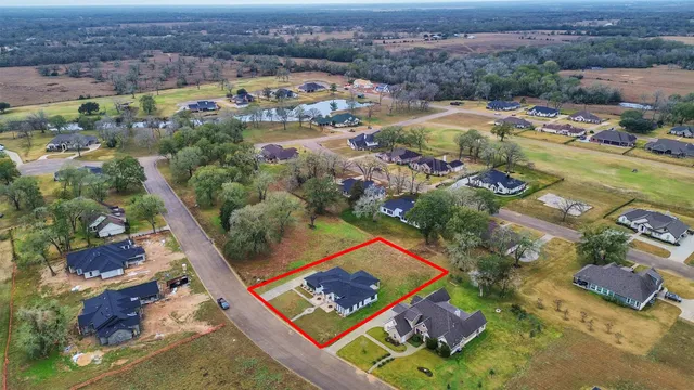 $449,900 | 145 Birdie Drive, Hempstead, TX 77445
