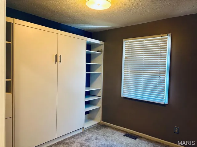 $264,900 | 116 Valleywood Court, Bethalto, IL 62010