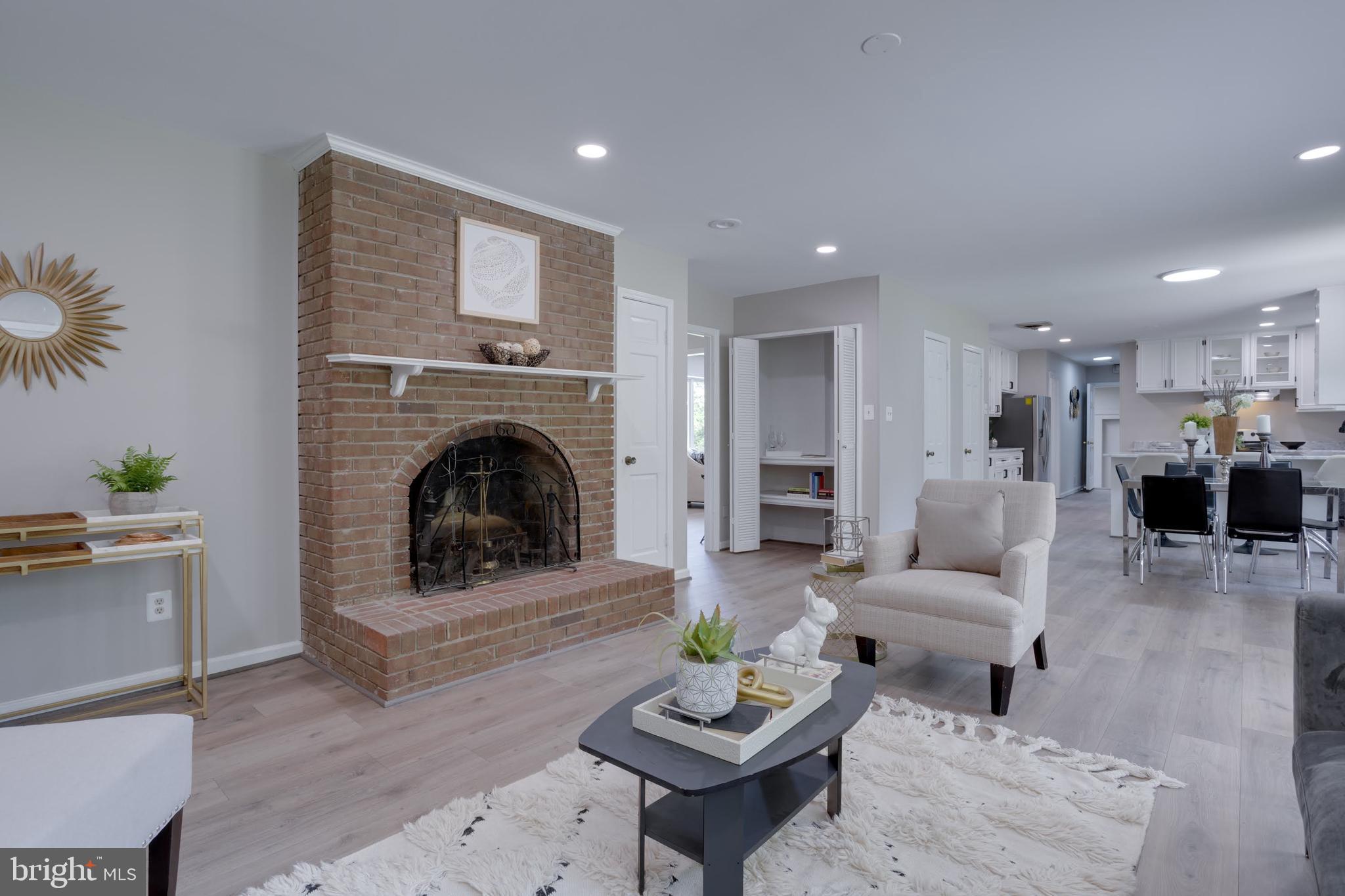 11103 Braddock Road Fairfax, VA 22030 - Photo 3 of 59 Gallery Image 3