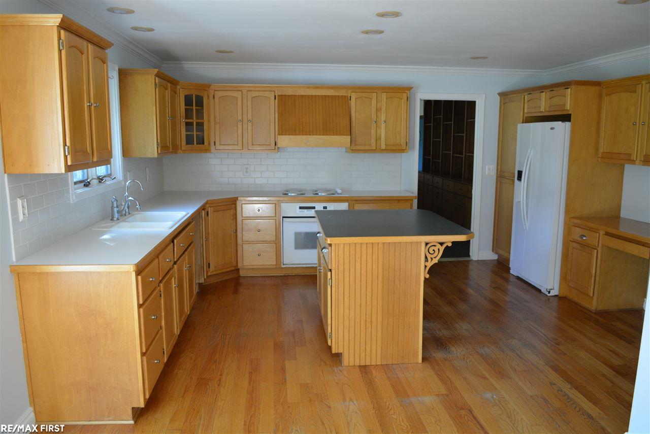 1350 Brewer Road Leonard, MI 48367 - Photo 19 of 73