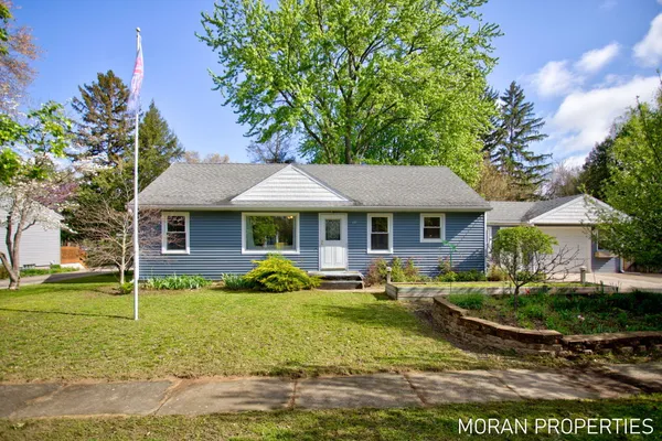 $325,000 | 147 Brownell Street Southeast, Grand Rapids, MI 49548