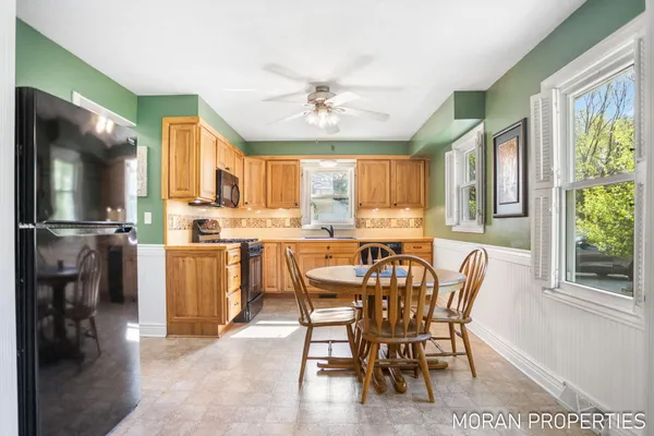 $325,000 | 147 Brownell Street Southeast, Grand Rapids, MI 49548
