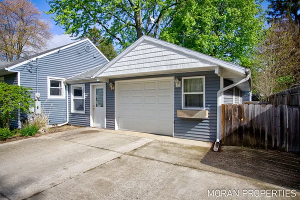 $325,000 | 147 Brownell Street Southeast, Grand Rapids, MI 49548
