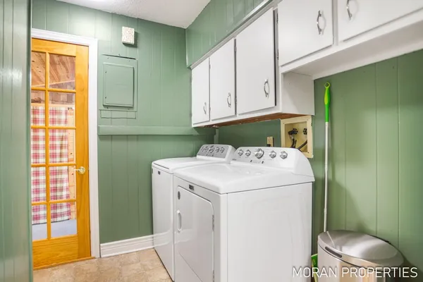 $325,000 | 147 Brownell Street Southeast, Grand Rapids, MI 49548