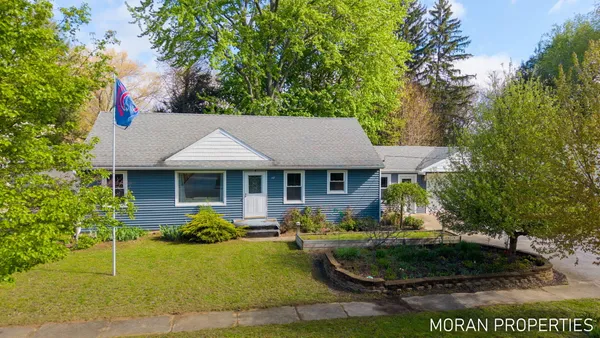 $325,000 | 147 Brownell Street Southeast, Grand Rapids, MI 49548