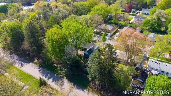 $325,000 | 147 Brownell Street Southeast, Grand Rapids, MI 49548