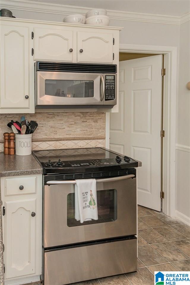 812 Mockernut Road Birmingham, AL 35244 - Photo 16 of 49