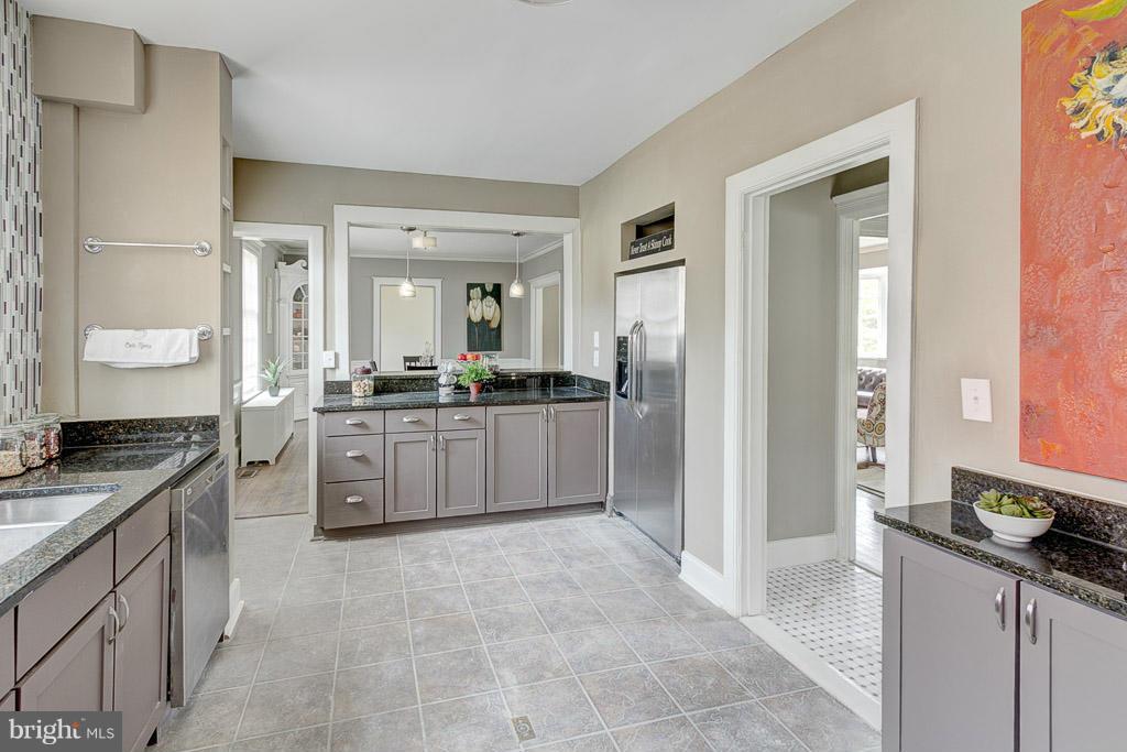 3803 Juniper Road Baltimore, MD 21218 - Photo 4 of 30 Gourmet Kitchen with Granite Counter Tops!
