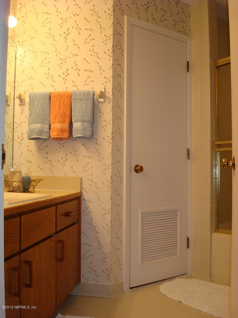 13147 Fort Caroline Road Jacksonville, FL 32225 - Photo 9 of 38 Bathroom 2