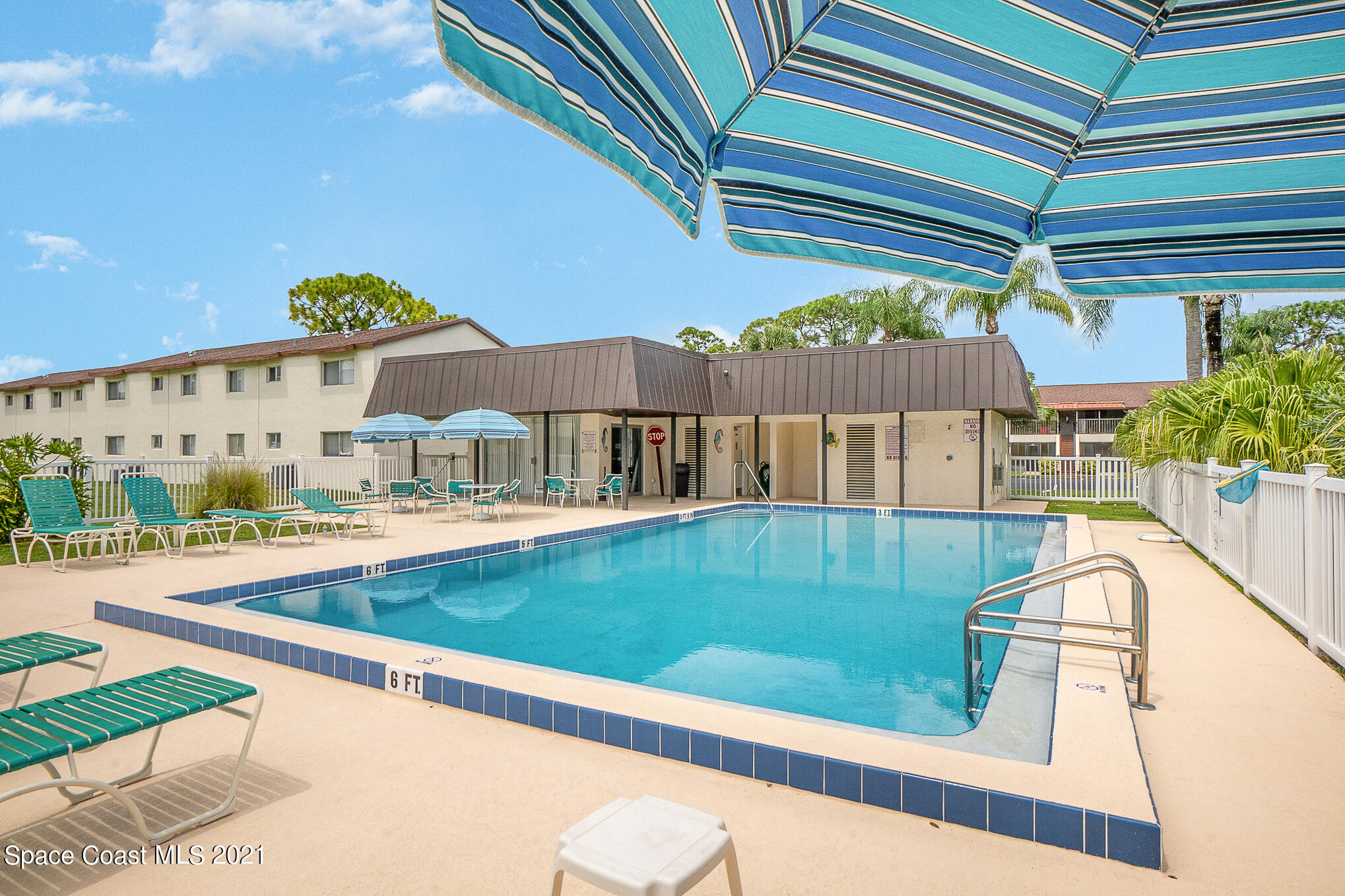 663 Ridge Club Drive, Unit 32 Melbourne, FL 32934 - Photo 22 of 23 Community Pool