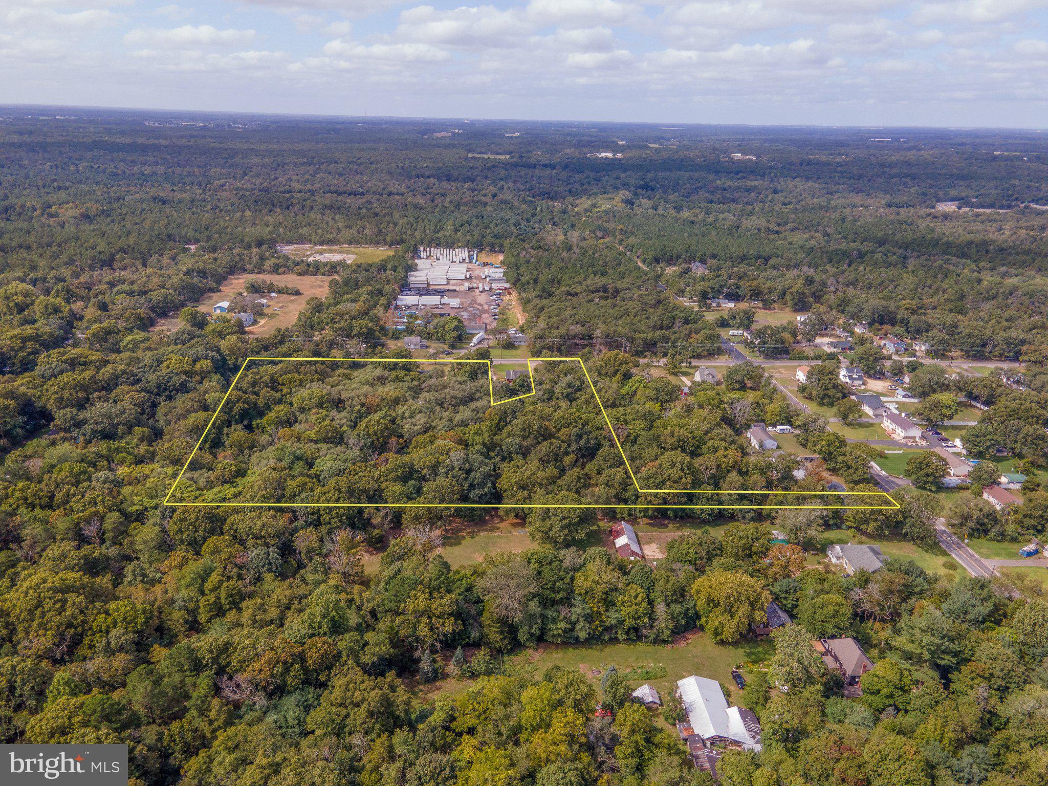 667 South Mill Road Vineland, NJ 08360 - Photo 3 of 14 Gallery Image 3