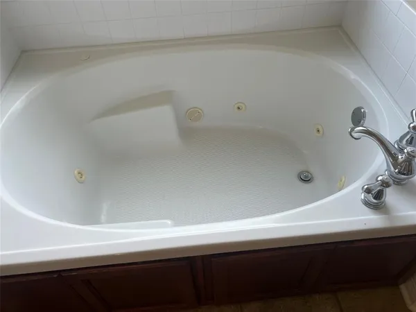 $2,000 | 184 Riverbrooke Drive, Shreveport, LA 71115