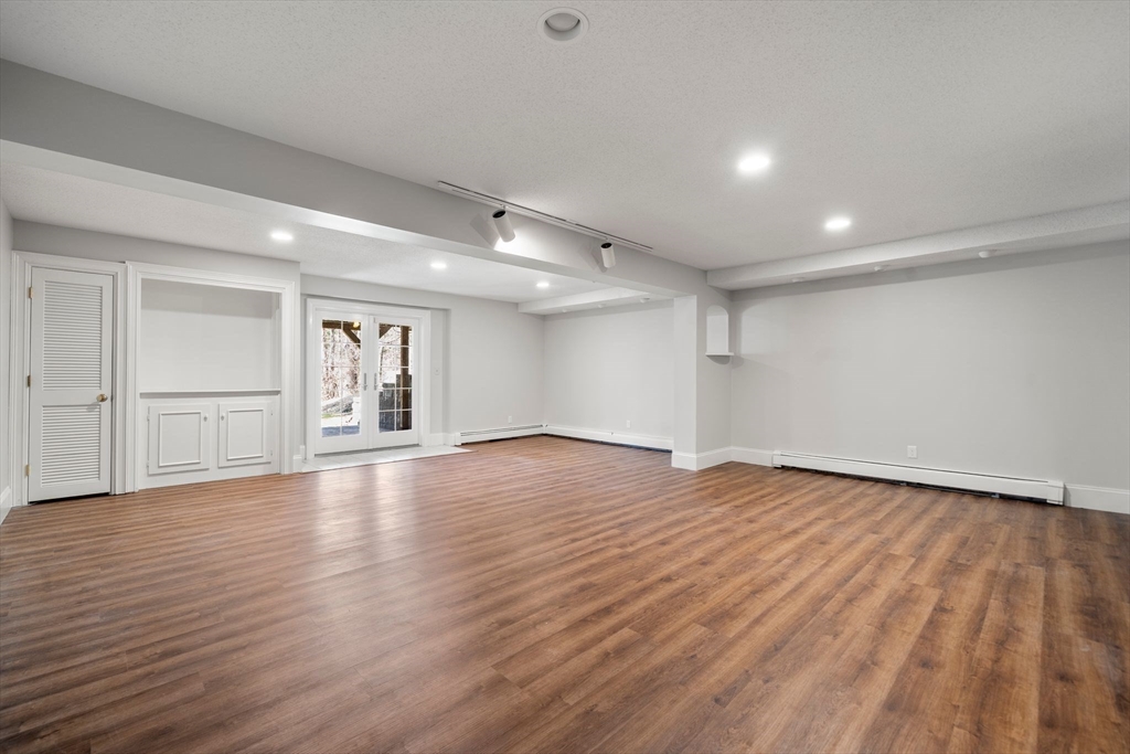 286 Mayflower Circle Hanover, MA 02339 - Photo 33 of 42