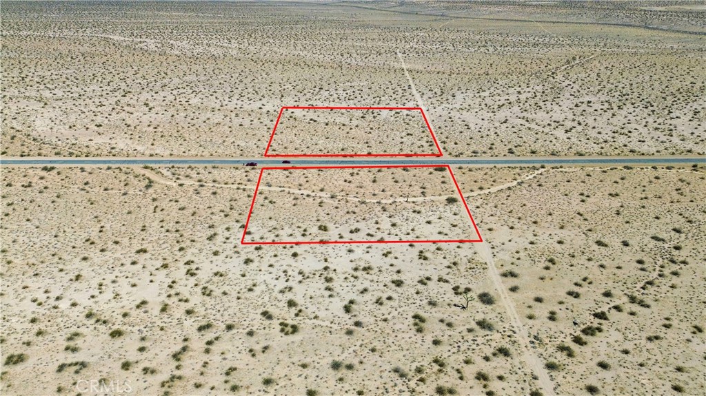 465 Shadow Mountain Road Helendale, CA 92342 - Photo 13 of 14 a bathroom with a shower