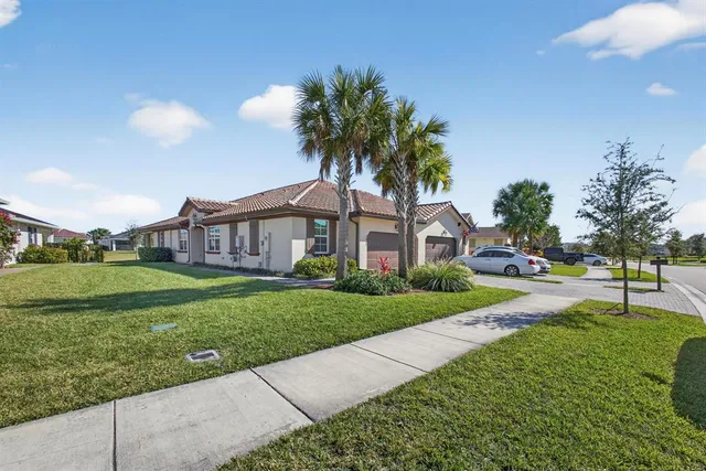 $528,000 | 1232 Haywagon Trail, Loxahatchee, FL 33470