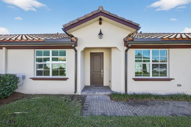 $528,000 | 1232 Haywagon Trail, Loxahatchee, FL 33470