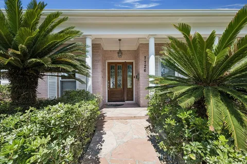 $599,000 | 7726 Meadowvale Drive, Houston, TX 77063