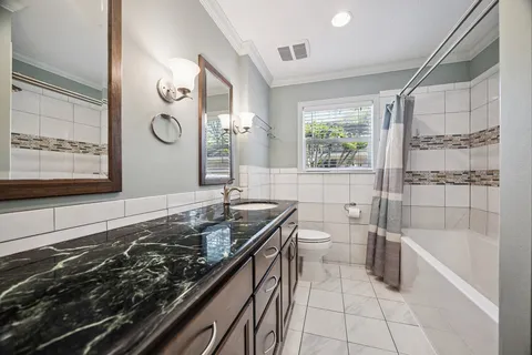 $599,000 | 7726 Meadowvale Drive, Houston, TX 77063