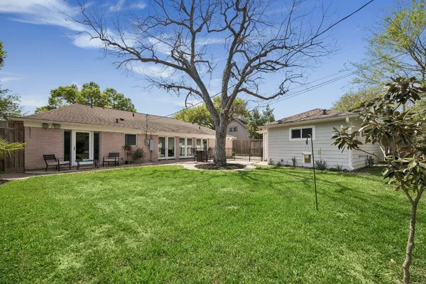 $599,000 | 7726 Meadowvale Drive, Houston, TX 77063