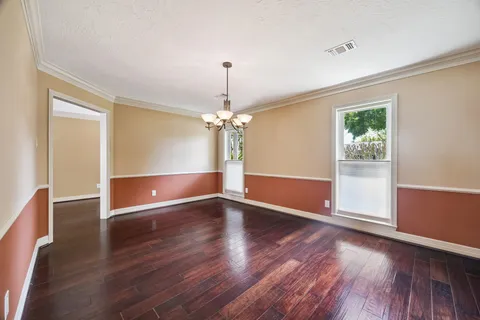 $599,000 | 7726 Meadowvale Drive, Houston, TX 77063