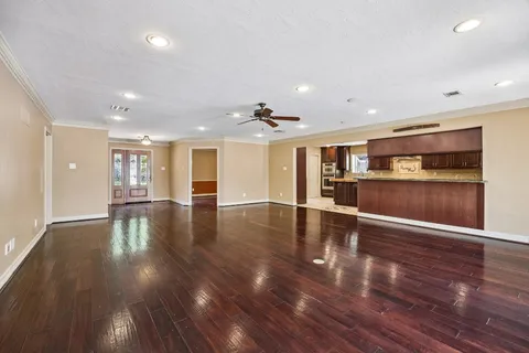 $599,000 | 7726 Meadowvale Drive, Houston, TX 77063