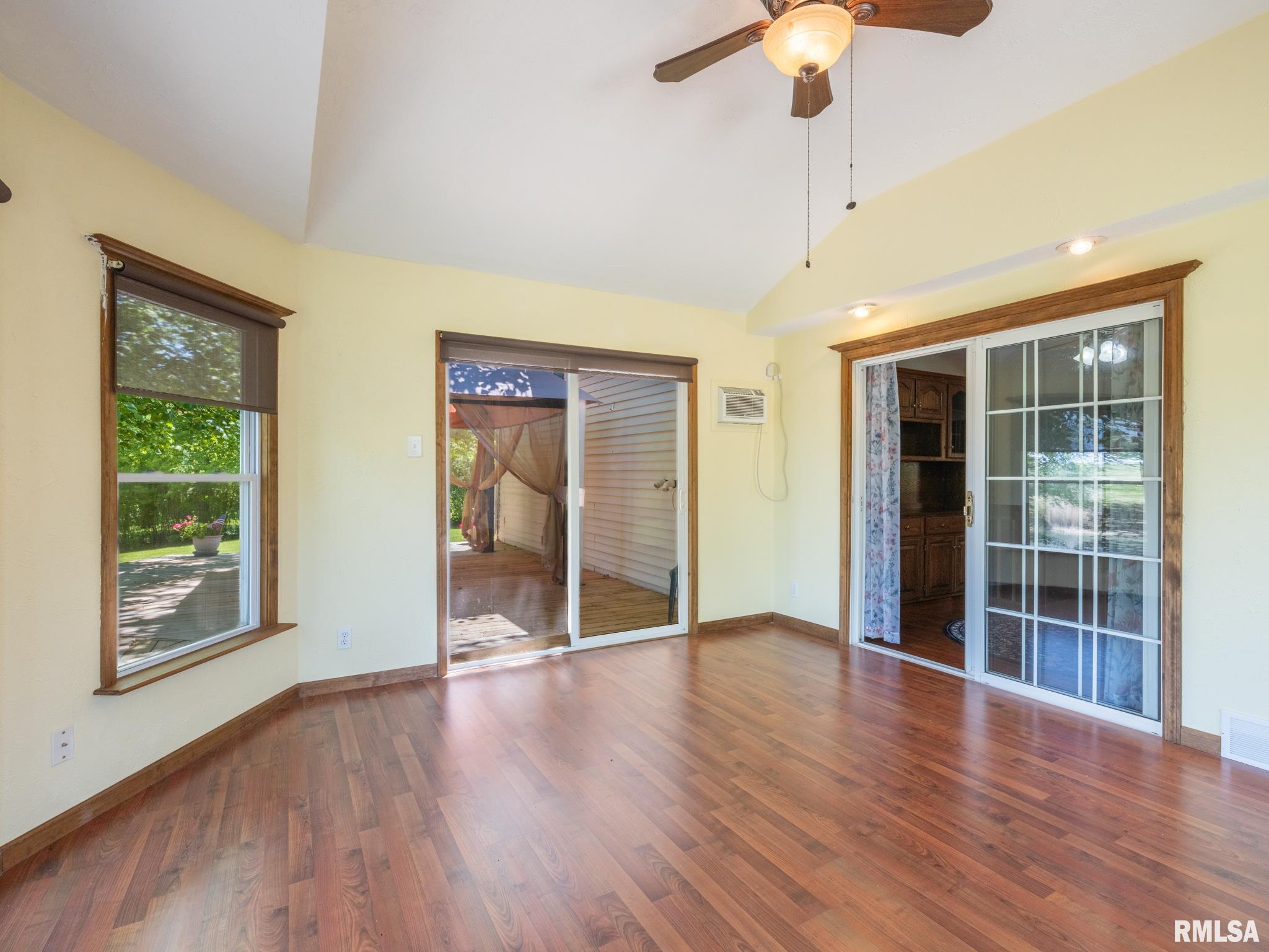 23397 North Taylor Road Canton, IL 61520 - Photo 45 of 74