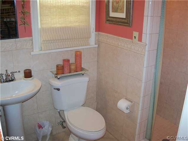 304 Chiappa Road Sandston, VA 23150 - Photo 12 of 12 Master Bath