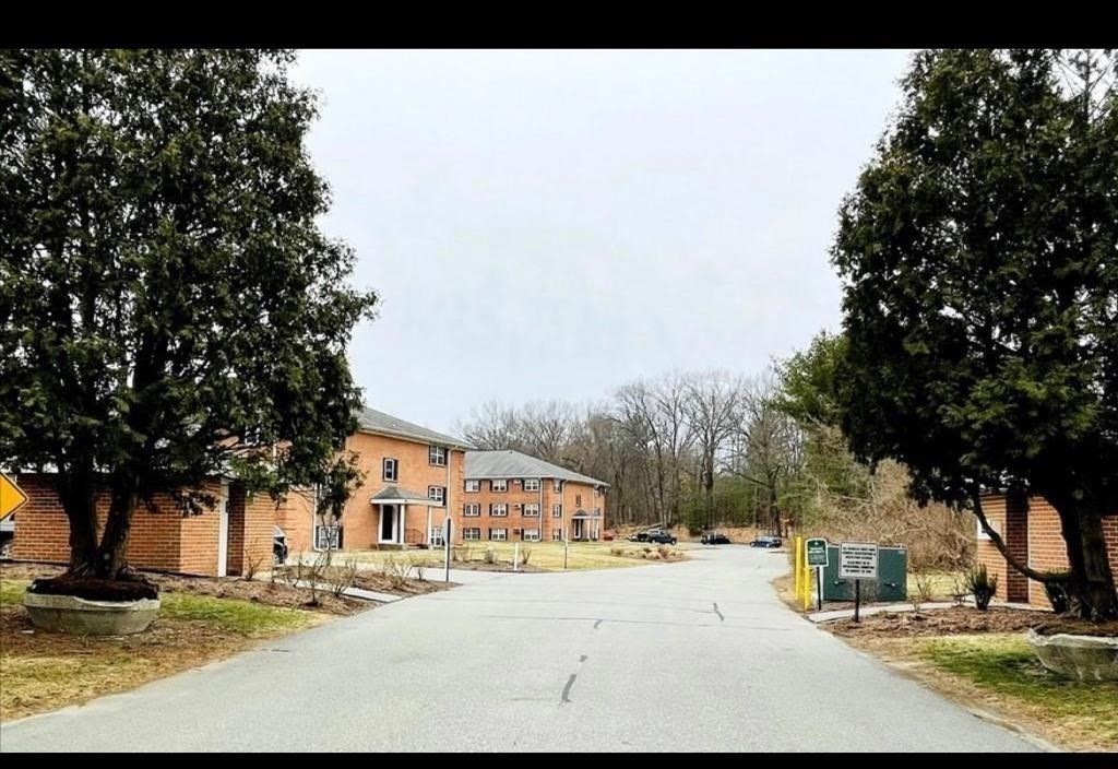 63 Leonard Road, Unit 63 Boxborough, MA 01719 - Photo 2 of 16