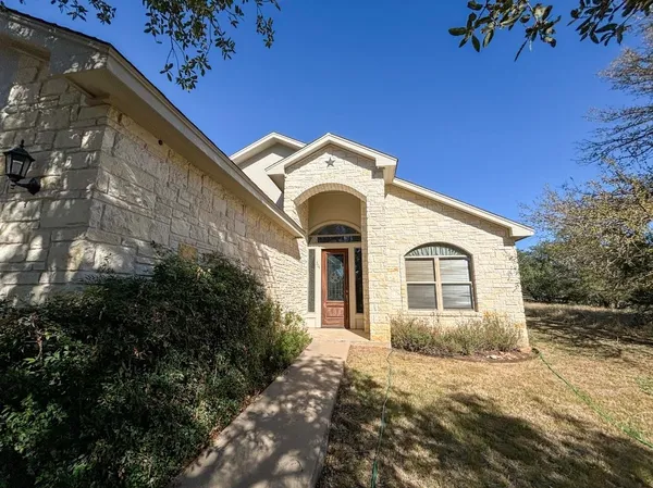 $2,650 | 304 Deer Hollow Drive, Horseshoe Bay, TX 78657