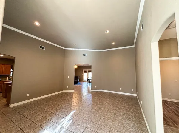 $2,650 | 304 Deer Hollow Drive, Horseshoe Bay, TX 78657