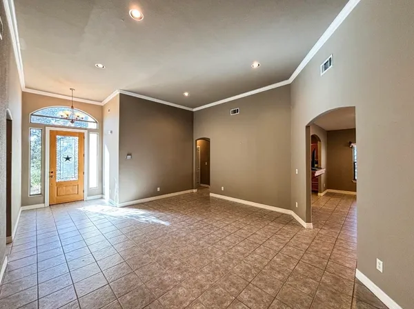 $2,650 | 304 Deer Hollow Drive, Horseshoe Bay, TX 78657