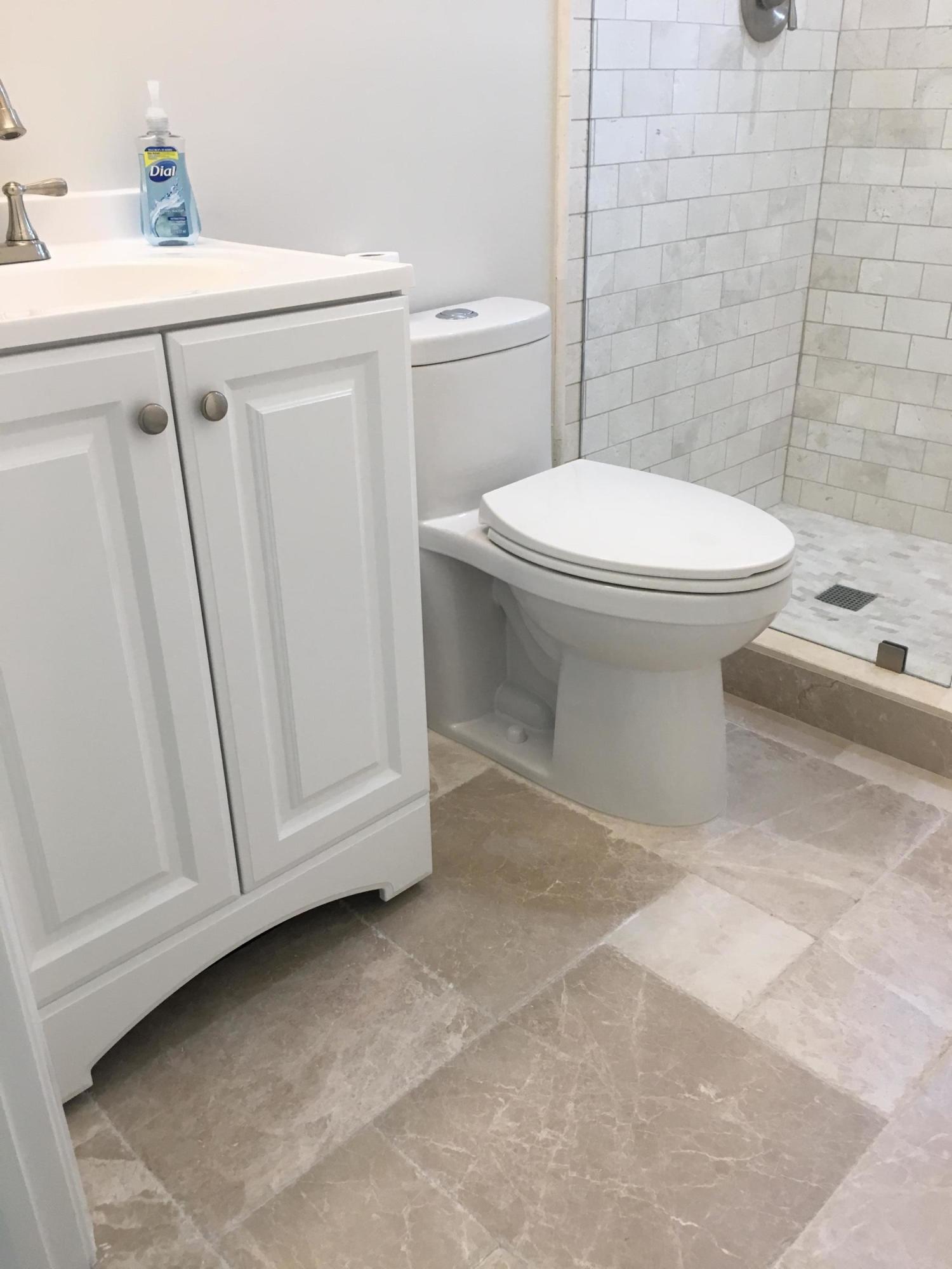 327 Dyer Road West Palm Beach, FL 33405 - Photo 8 of 15 Bathroom