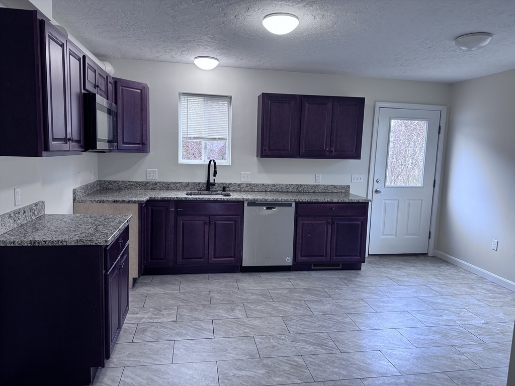 9 Columbia Street, Unit 1 Holyoke, MA 01040 - Photo 2 of 16