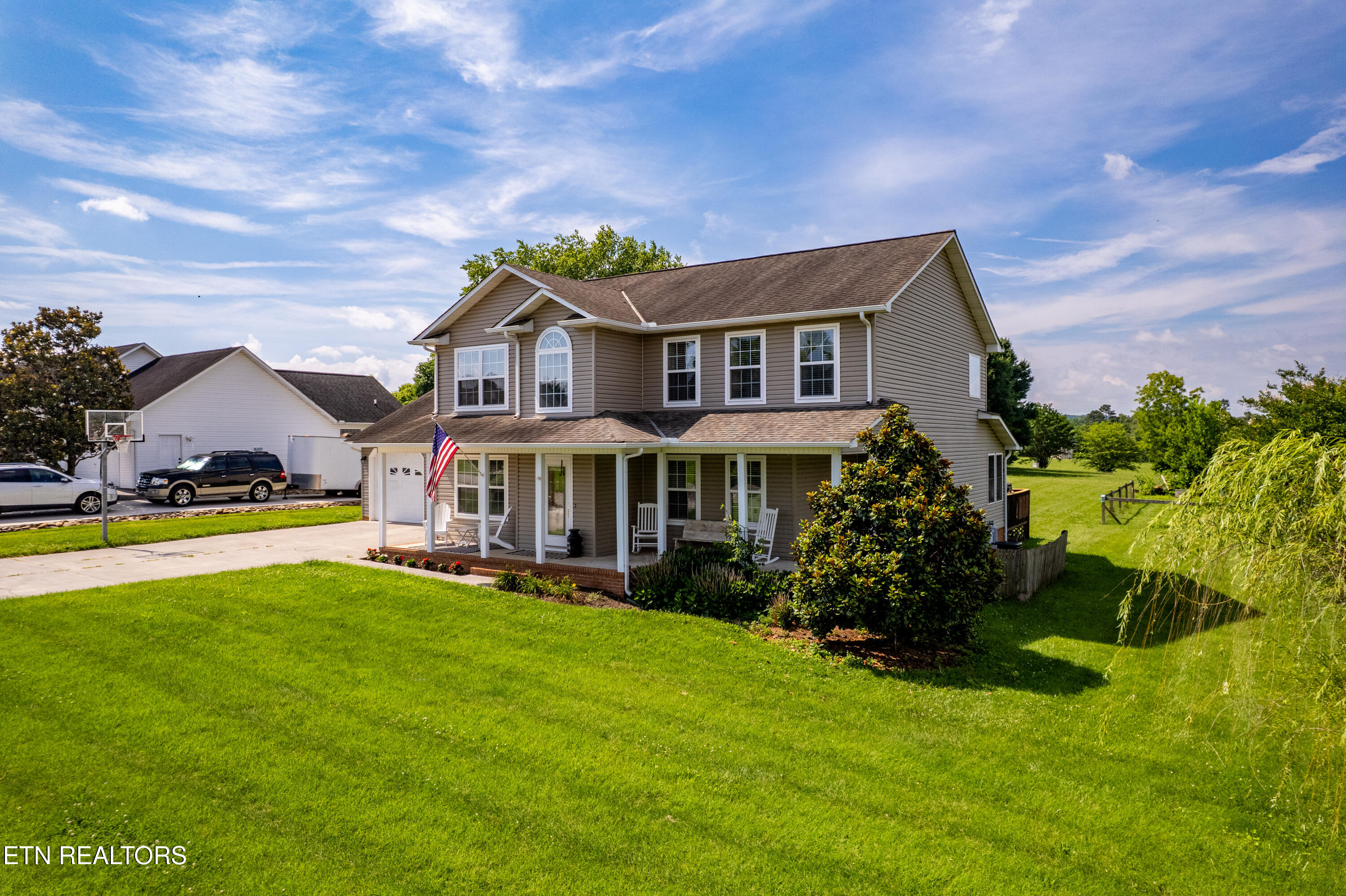 2837 Rhett Butler Drive Louisville, TN 37777 - Photo 2 of 47 2837RhettButlerDr-8