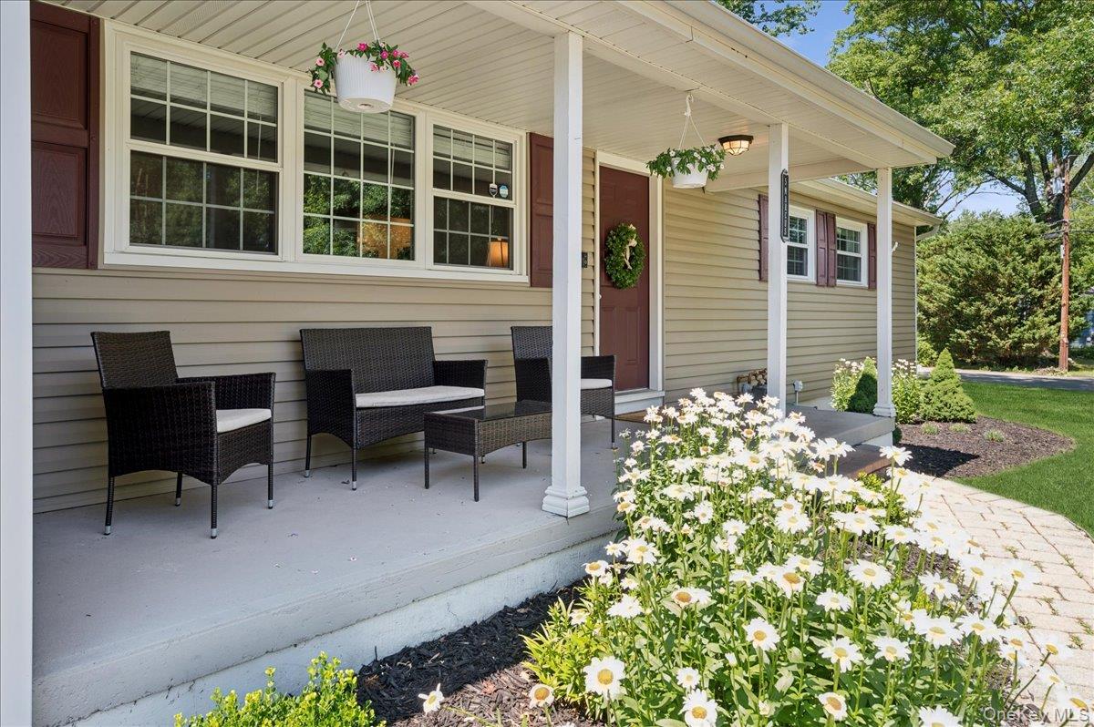 5 Marcus Road West Nyack, NY 10994 - Photo 2 of 21