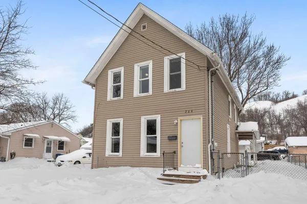 $214,900 | 264 East 5th Street, Red Wing, MN 55066