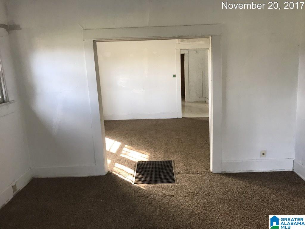 916 17th Way Southwest Birmingham, AL 35211 - Photo 5 of 15