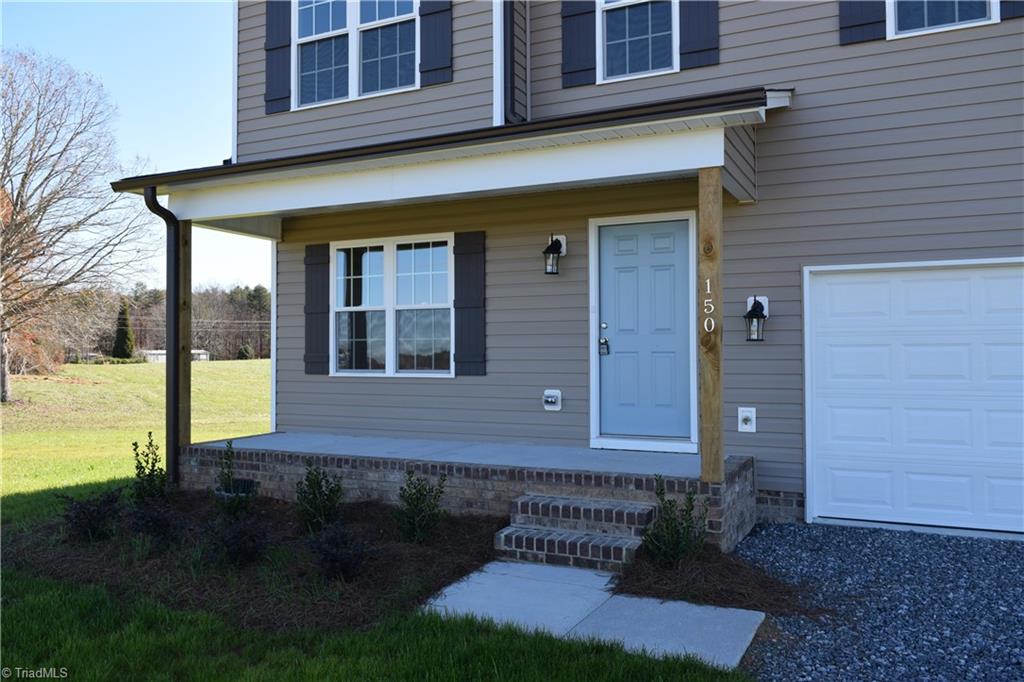 150 Tilly Road Madison, NC 27025 - Photo 2 of 38 Front porch