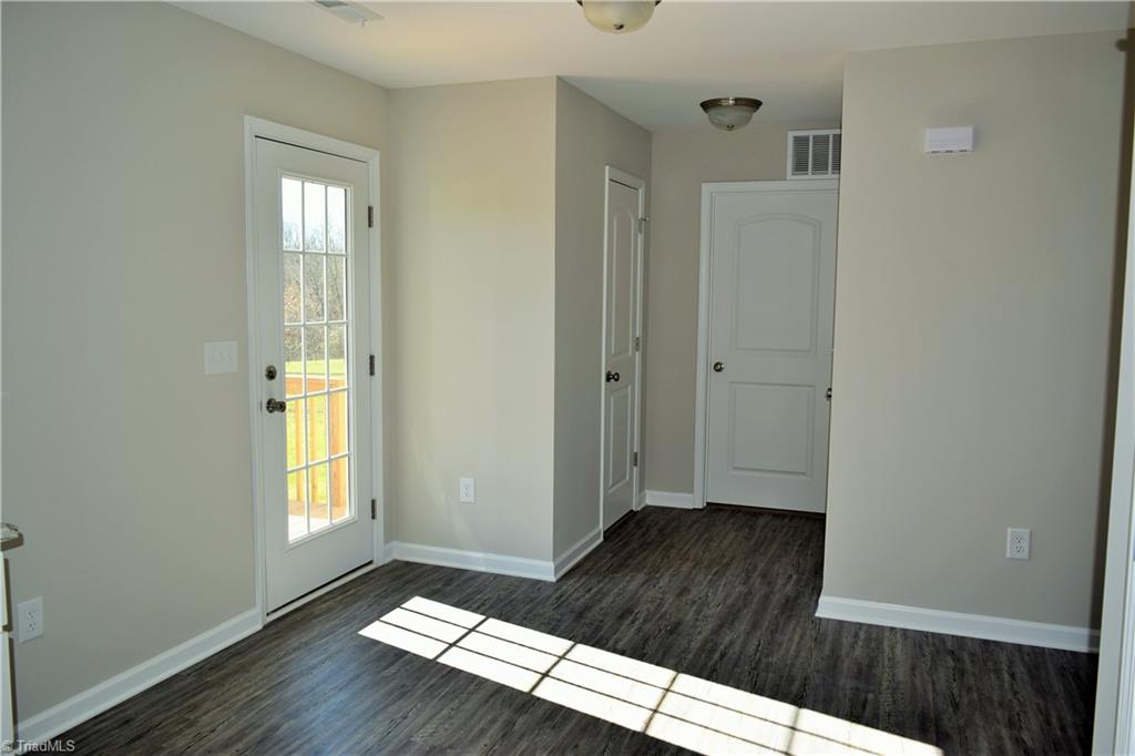 150 Tilly Road Madison, NC 27025 - Photo 10 of 38 Another dining area view