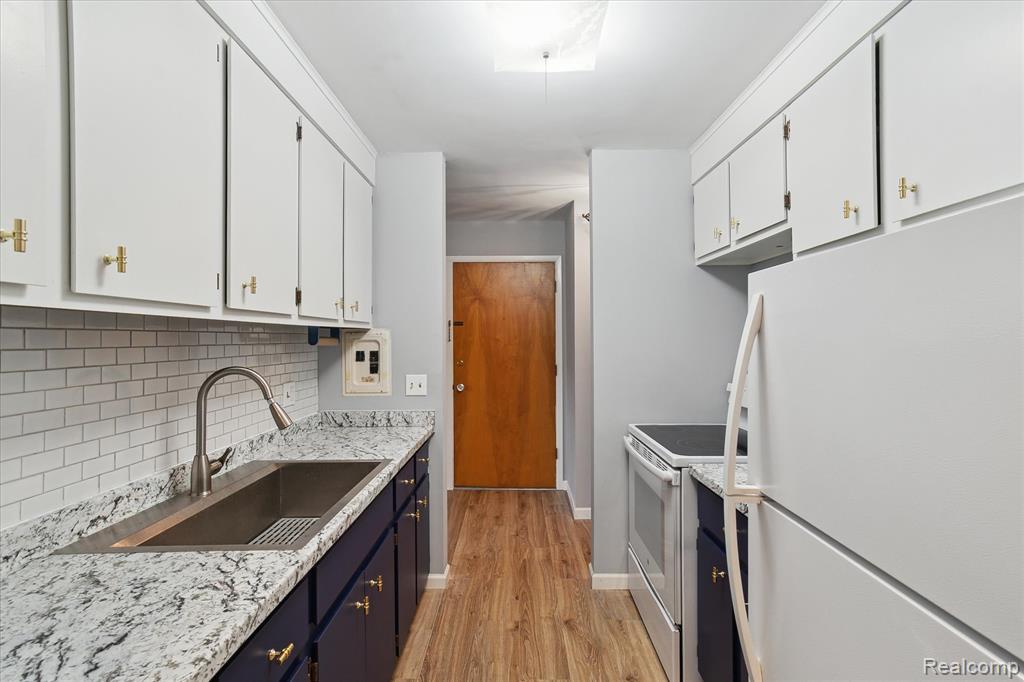 1199 South Sheldon Road, Unit K76 Plymouth, MI 48170 - Photo 11 of 29