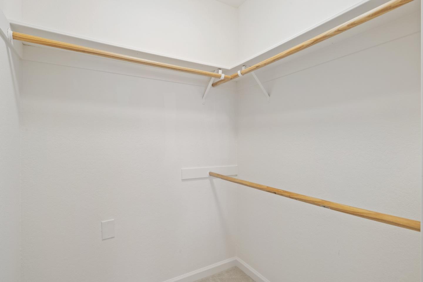 905 West Middlefield Road, Unit 917 Mountain View, CA 94043 - Photo 13 of 26