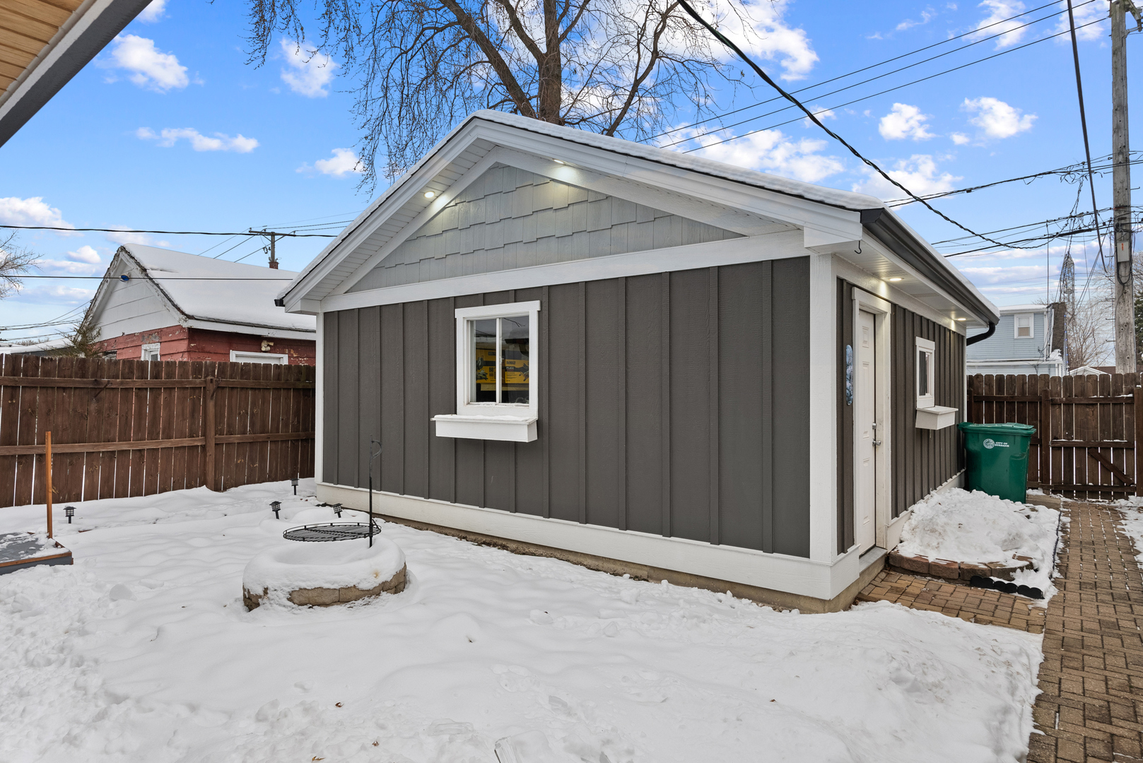 8239 Sayre Avenue Burbank, IL 60459 - Photo 23 of 30 a backyard of a house with table and chairs
