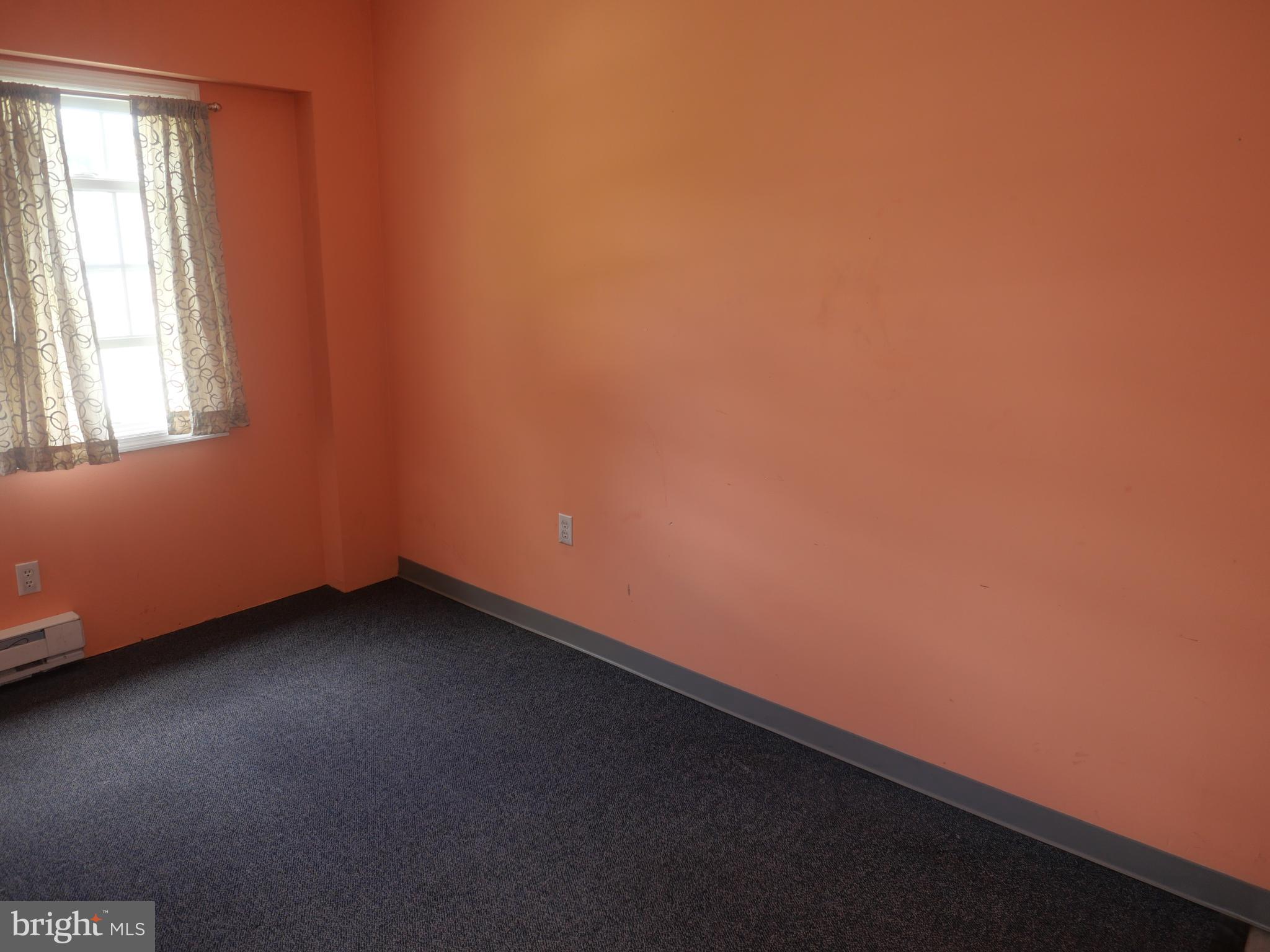 168 Friendship Road Drexel Hill, PA 19026 - Photo 22 of 25 Ist Floor BR with Accessibility Shower
