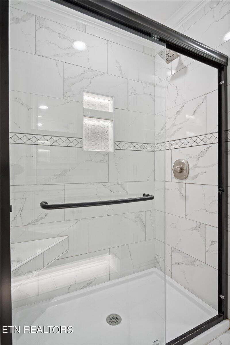 2404 Cunningham Road Knoxville, TN 37918 - Photo 28 of 50 Gallery Image 28