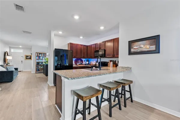 $393,000 | 10918 Trailing Vine Drive, Tampa, FL 33610