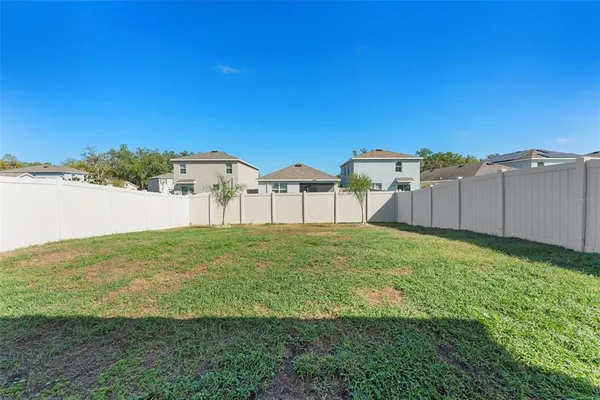 $393,000 | 10918 Trailing Vine Drive, Tampa, FL 33610