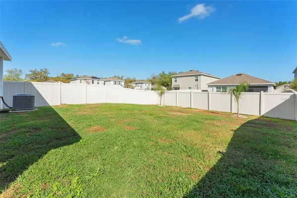 $393,000 | 10918 Trailing Vine Drive, Tampa, FL 33610