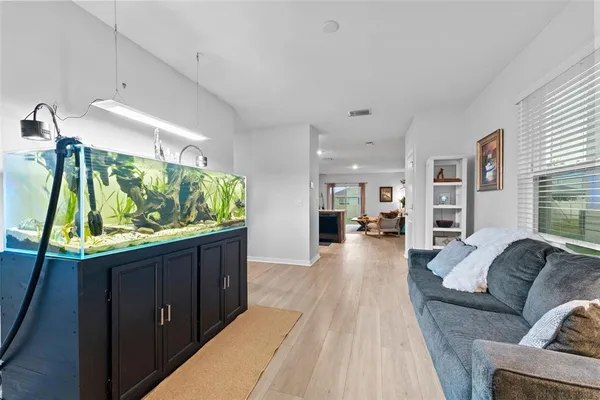 $393,000 | 10918 Trailing Vine Drive, Tampa, FL 33610