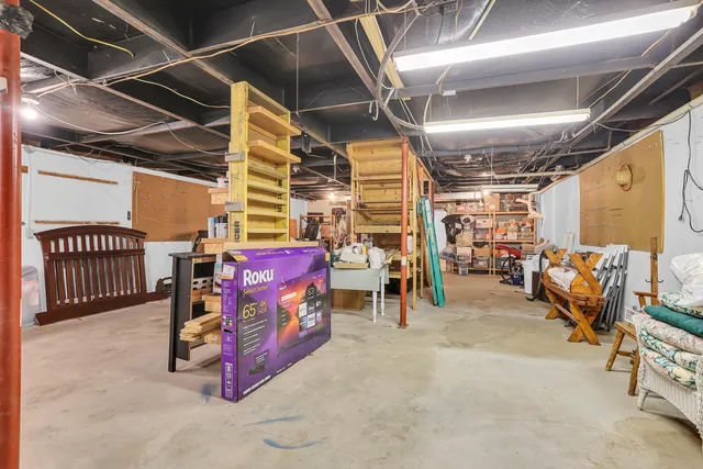 $274,900 | 5158 Page Avenue, Jackson, MI 49201